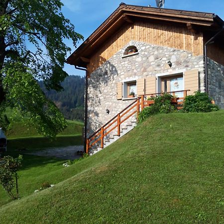 Cinte Tesino B＆B アイ マルケティーニ Bed & Breakfast エクステリア 写真